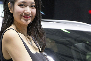 爱上海：Night Shanghai queue peak： Experience the endless热潮 of the night!